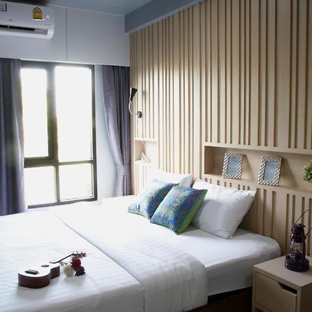 Bangkok Boutique Resort Rangsit Патхумтхани Экстерьер фото