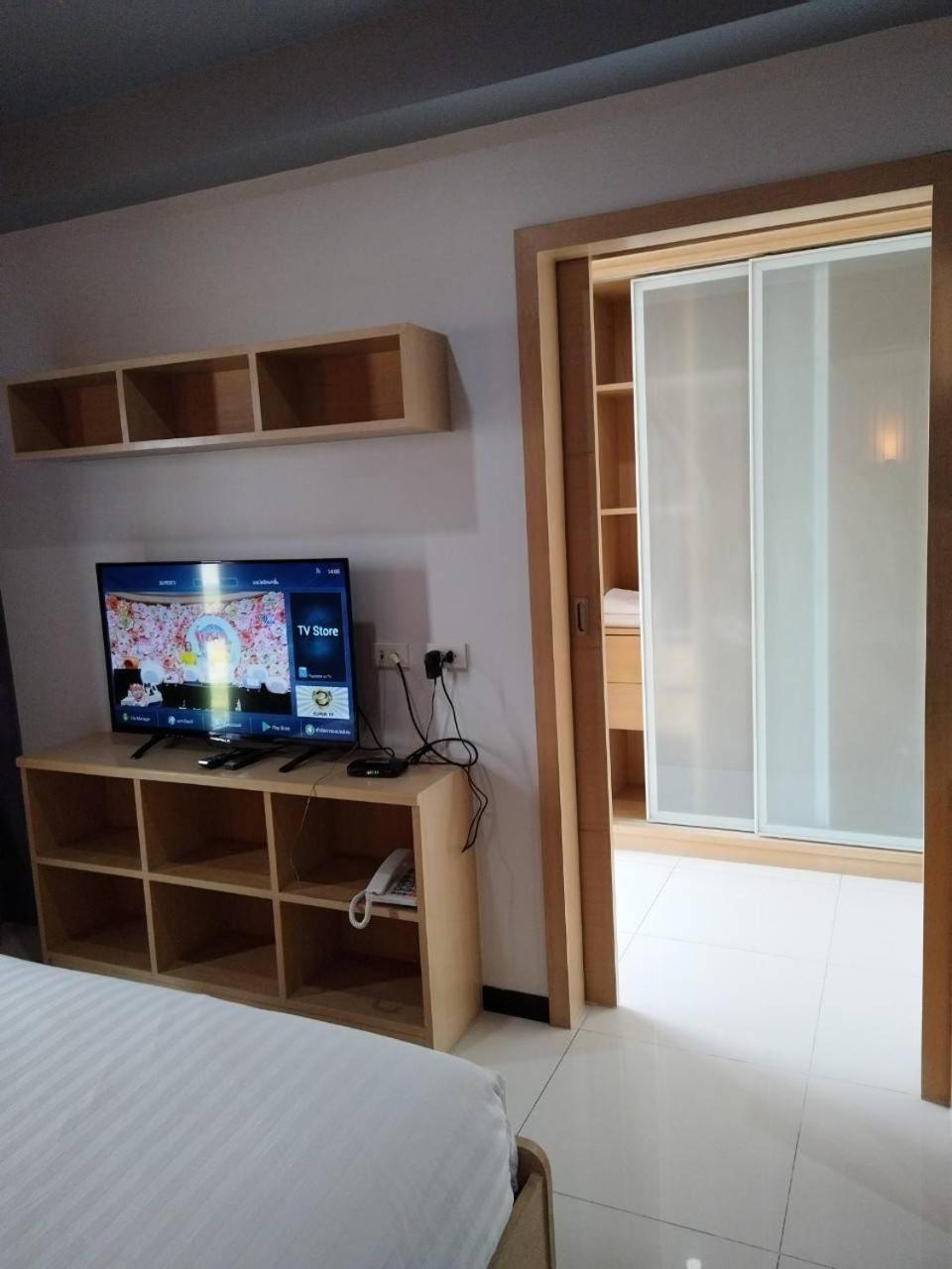Bangkok Boutique Resort Rangsit Патхумтхани Экстерьер фото
