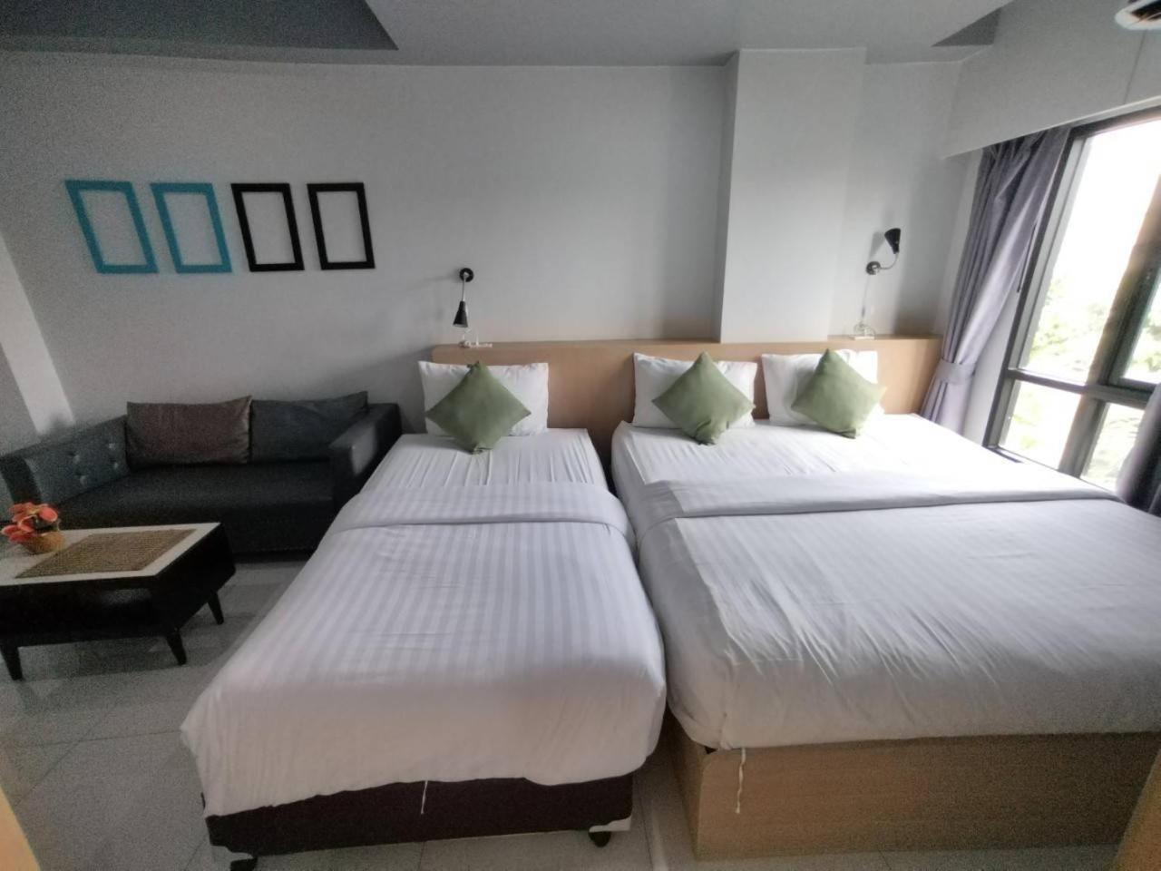 Bangkok Boutique Resort Rangsit Патхумтхани Экстерьер фото