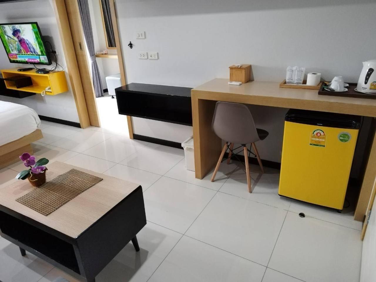 Bangkok Boutique Resort Rangsit Патхумтхани Экстерьер фото
