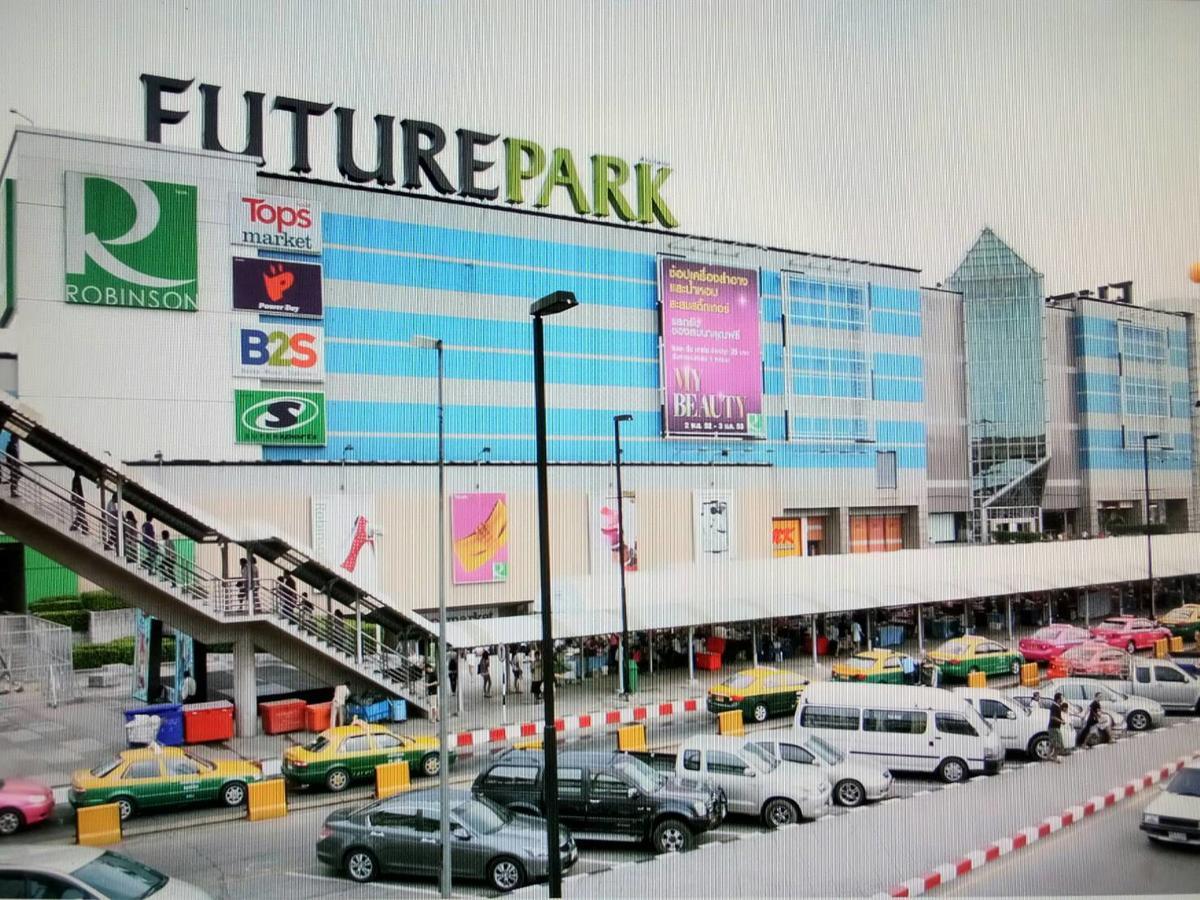 Bangkok Boutique Resort Rangsit Патхумтхани Экстерьер фото
